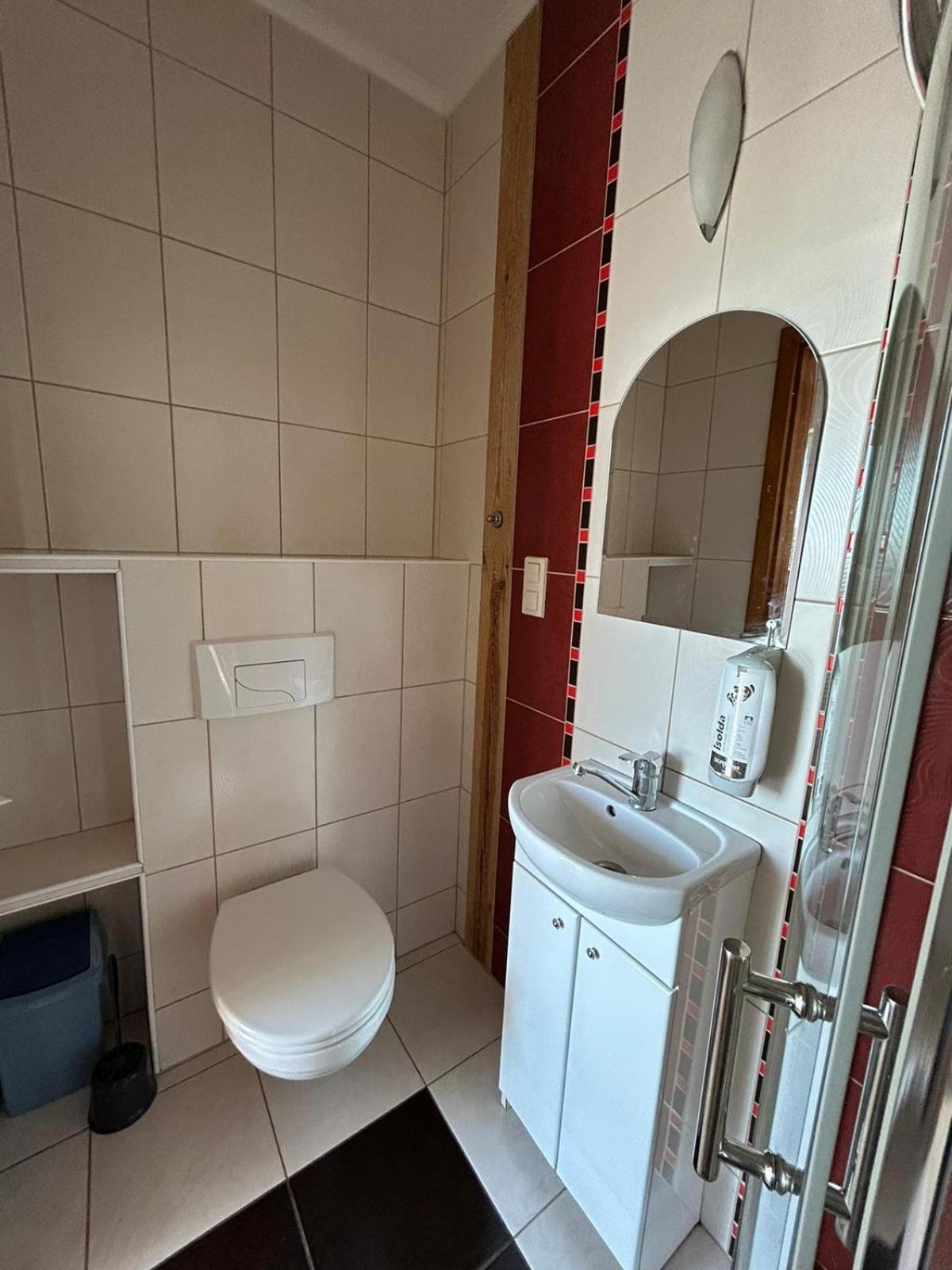 Pokoje Goscinne Nad Morzem Bobolin Exteriör bild